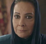 In aceasta seara, de la ora 20:00, in serialul “Hercai”, Azize, o noua sansa!